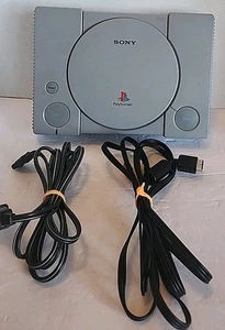 Sony Playstation Console *PARTS ONLY* SCPH-5501 Gray See Pics/Desc - Picture 1 of 12