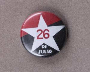 Kuba 26. Juli Uhrwerk M-26-7 Fidel Castro Che Guevara 1" Knopfabzeichen Pin kubanisch - Bild 1 von 1