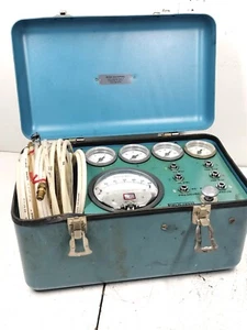 Beyer Corporation Field Test Kit Model 100 - Picture 1 of 7