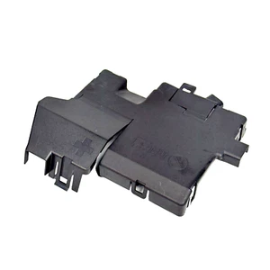 2019 - 2022 VOLVO XC40 FUSE BOX COVER 32331862 / 32200335 GENUINE OEM - Picture 1 of 13