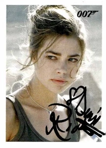 Bond Girl Denise Richards Autographed 007 Card COA - Picture 1 of 4