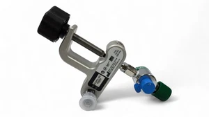 Maxtec R220P01-001 Flowmeter Manifold 0-70 Green 50 PSI 102258 - Picture 1 of 14