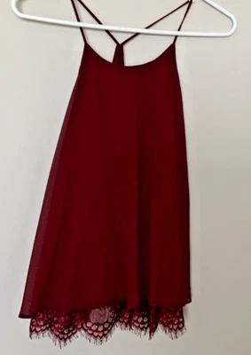 Soprano Women’s Sleeveless Top L – Nordstrom Burgundy Lace Hem Cami Blouse NWT - Image 1 of 3