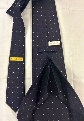 Corbata de seda geométrica azul BVLGARI 7 pliegues de Davide Pizzigoni Italia con:3 3/4" Foto 1 de 4