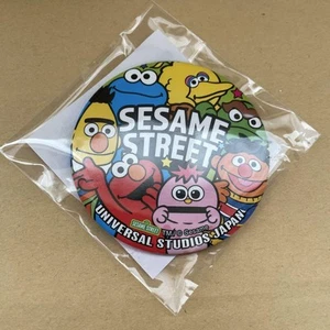 Usj Sesame Street Can Badge - Picture 1 of 2