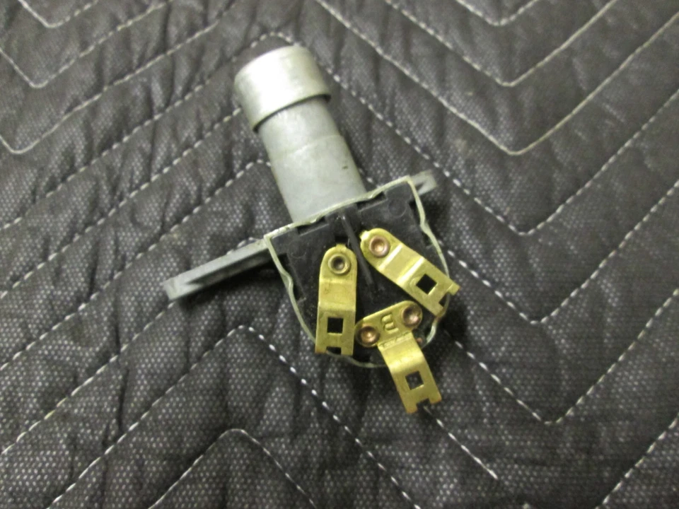 Interruptor de atenuación DS-40 DS40 Faro Chevrolet Oldsmobile Ford Mercury Lincoln Foto 1 de 4