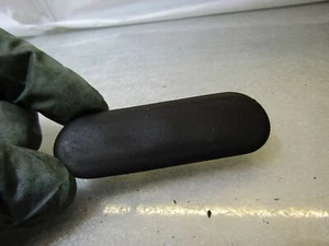 VW Golf Mk4 1.9 TDi plastic grommet bung hole cover 1h0823619a - Picture 1 of 4