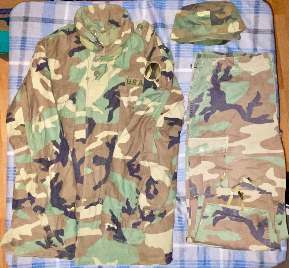 Vintage Cold Weather Woodland Camo Outfit. Coat, Pants, Hat. Size Small To Med. - Image 1 of 4