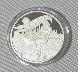 STL Mint 1 Oz .999 Silver Art Round "Hot Legs" - Picture 1 of 2