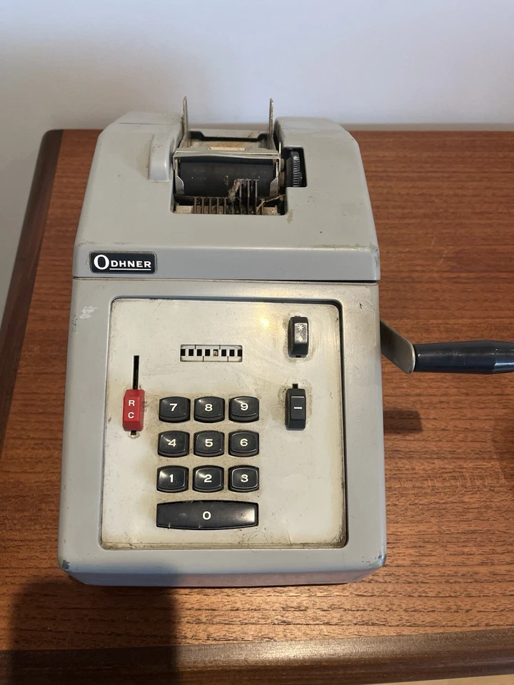 machine à calculer ancienne Odhner - Photo 1/1