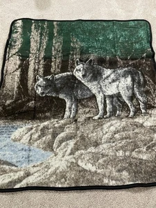 Northwoods Woodland Lodge tonos de cabaña gris lobo manta decoración acento - Imagen 1 de 4