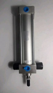 Cilindro de aire SMC NCA1U200-0600 nuevo (sin caja) - Imagen 1 de 5