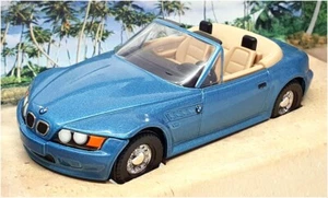 Corgi 1/36 Scale 04901 - BMW Z3 Roadster Bond 007 Goldeneye - Blue - Picture 1 of 5
