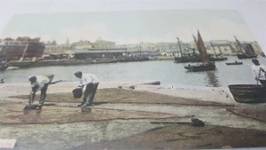 Vintage 1910er Barbican Fisch Kai Plymouth England Fischerboote Postkarte P11 - Bild 1 von 6