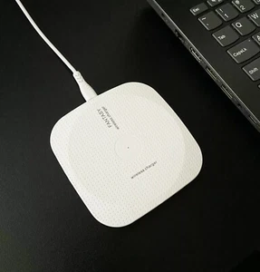 Universal Wireless Charger for iPhone / Air Pods / Samsung / etc (White) - Picture 1 of 5