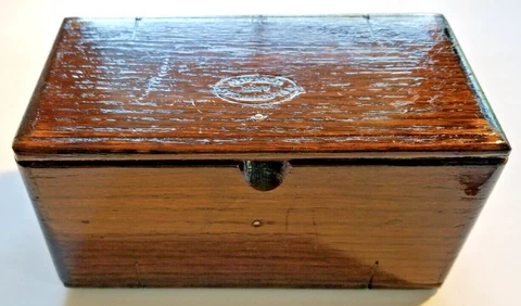 Antique 1889 Oak Singer Treadle Sewing Machine Puzzle Box 26 Attachment + Extras Cover