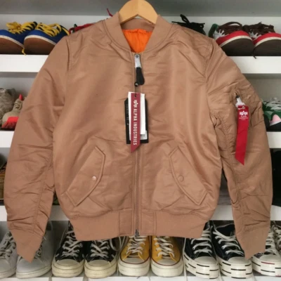 Jaqueta Bombardeiro Reversível ALPHA INDUSTRIES MA-1 - Nova Com Etiqueta - Pequena - Ouro Rosa - $180 - Imagem 1 de 4