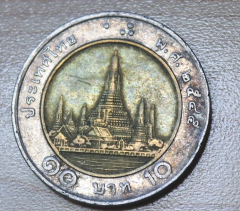 2002 Thailand 10 Baht Bi-Metallic Cover