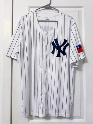 New York Yankees Jersey Taiwan event  XL Jersey & Cap Original - Image 1 of 4