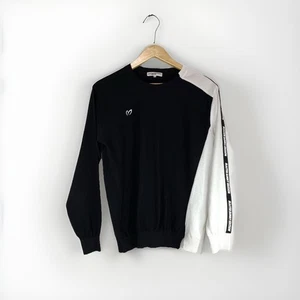 Size: 6 MASTER BUNNY EDITION Long Sleeve Black & White Knit Sweater Logo - Picture 1 of 11