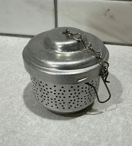 Vintage Aluminum - Loose Leaf Tea Ball Infuser with Chain & hook - Picture 1 of 7
