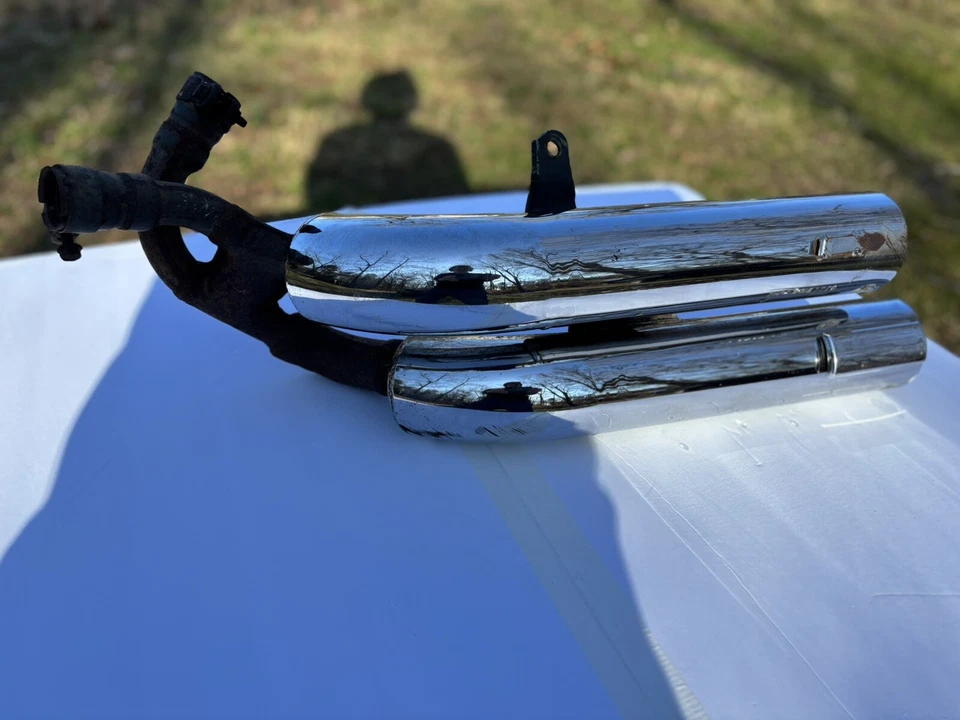 1987 HONDA V45 SUPER MAGNA EXHAUST MUFFLER LEFT SIDE 700 750 VF750C VF700C - Image 1 of 4