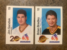 Hand signed   SANDLAK -BRADLEY    Vancouver Canucks MOHAWK TEAM CARDS 