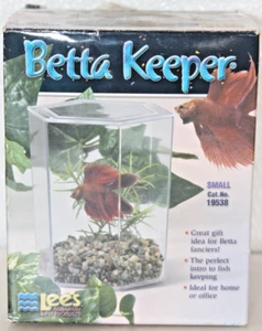 Aquarium, Lees Betta Keeper Hex Aquarium Kit (4.8"L x 3.8"W x 5.4"H) - Picture 1 of 5