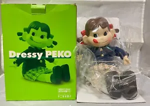 Dressy Peko-Chan vintage Doll Figure Fujiya 2004 - Picture 1 of 6