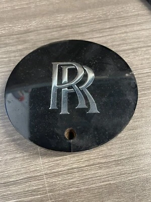 ROLLS ROYCE SILVER SPIRIT SPUR EMBLEMA TAPACUBOS CENTRAL FABRICANTE DE EQUIPOS ORIGINALES SE ADAPTA A 1990 A 1999 Foto 1 de 3