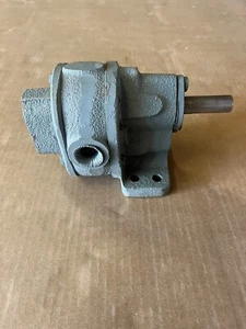 BSM Pump 713-20-3 S-Series Pedestal Mount Gear Pump - Picture 1 of 3