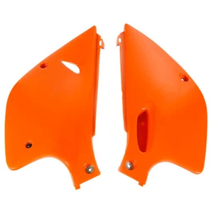 Paneles laterales naranjas UFO KTM SX 380/400/620 EXC 620/400/380 (93-99) KTM KT03037 - Imagen 1 de 1