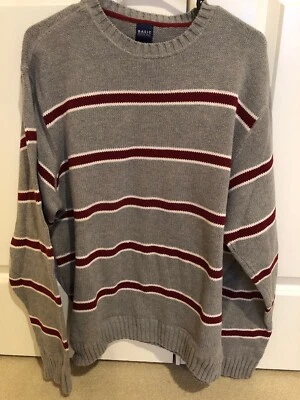 Suéter gris edición básica para hombre talla grande Foto 1 de 4