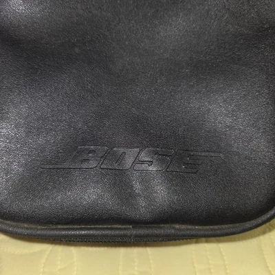 Bose Quiet Comfort QC1 Headphone Carrying Case Leather - Image 1 of 4