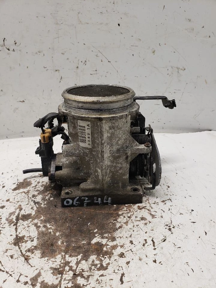 Conjunto de válvula de acelerador del cuerpo del acelerador 6-231 3,8 L para 96-97 Bonneville 1440427 Foto 1 de 4