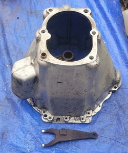 Land Rover Range Rover V8 Manual Gearbox Bellhousing LT77 HRC1288 HD clutch fork - Picture 1 of 7