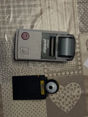 Game Boy Printer Gameboy Nintendo Stampante E Fotocamera Gialla - Immagine 1 di 2