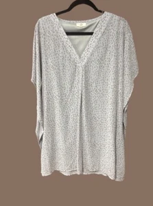 Entro Damen Größe Medium Tunika Bluse grau taupe Tierflecken V-Ausschnitt Fledermaus Ärmel - Bild 1 von 4