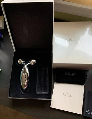 New ReFa CARAT Platinum Beauty Face Roller Japan Beauty Authentic - Image 1 of 4