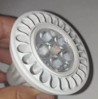 Maximus Technology 9W (3000K) 120-Volt PAR16 LED Light Bulb - Image 1 of 4