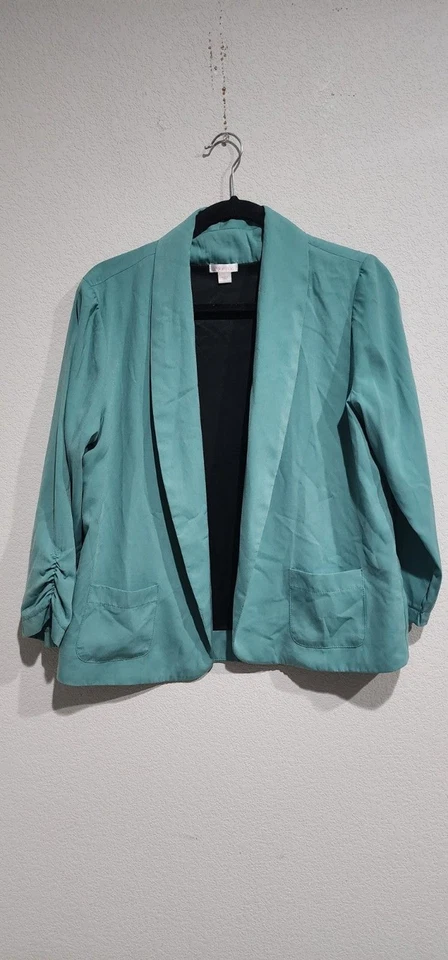 Куртка блейзер Xhilaration женская L зеленая с открытыми передними карманами офисная - Изображение 1 из 4