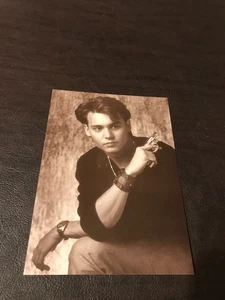 UNPOSTED  MOVIE 4 X 6 POSTCARD - WEAPON AND MUSCLE - JOHNNY DEPP - Picture 1 of 2