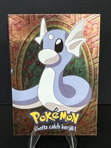 Holo Pokémon Topps Dratini Holo 1999 con textura #E10 EX MT logotipo negro - Imagen 1 de 2