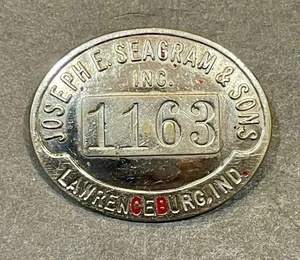 Vintage 1940’s Seagrams Distillery Plant Employee ID Badge, Lawrenceburg, IN - Bild 1 von 2