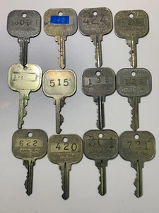12 OVERSIZED Hotel Motel Room Keys Crafts Steampunk Jewelry LOT #28 - Picture 1 of 2
