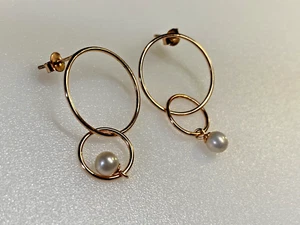 Vintage Sterling Silver 925 Earrings Freshwater Pearl Gold on Silver Studs - Picture 1 of 10