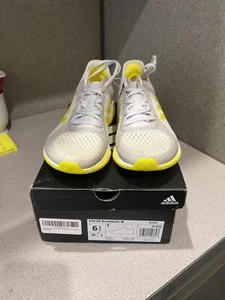 Adidas Women's Focus BreatheIn W Sneakers EG1096, Yellow/White Size 6.5 - New - Picture 1 of 5