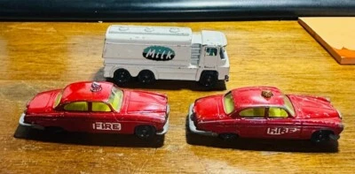De colección Años 60 Husky Jaguar MK 10 Rojo Jefe de Bomberos Coches y Camión Cisterna Leche Foto 1 de 4