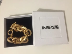 Moschino H&M bracciale catena-bracciale placcato oro bracelet nuovo new in box - Foto 1 di 1