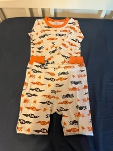 Hanna Anderson Kids Bats Candy Corn Halloween Pajama Set Orange White Size 10 - Picture 1 of 9